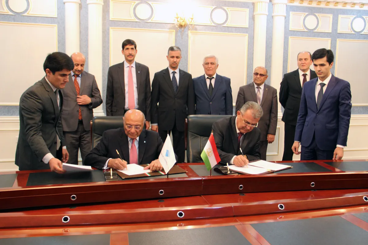 Tajikistan Ministry of Education and UCA sign agreement