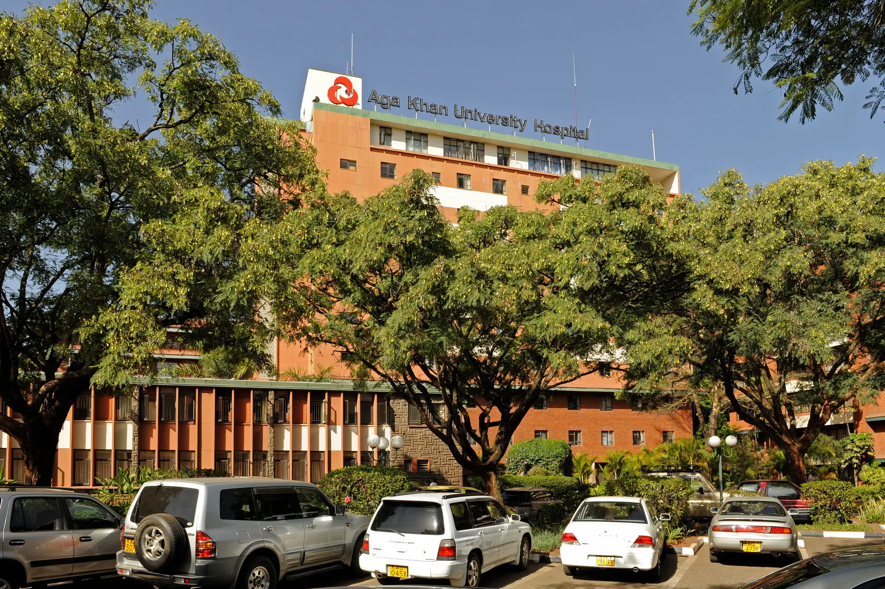 Aga Khan gets new blood separation machine AKDN