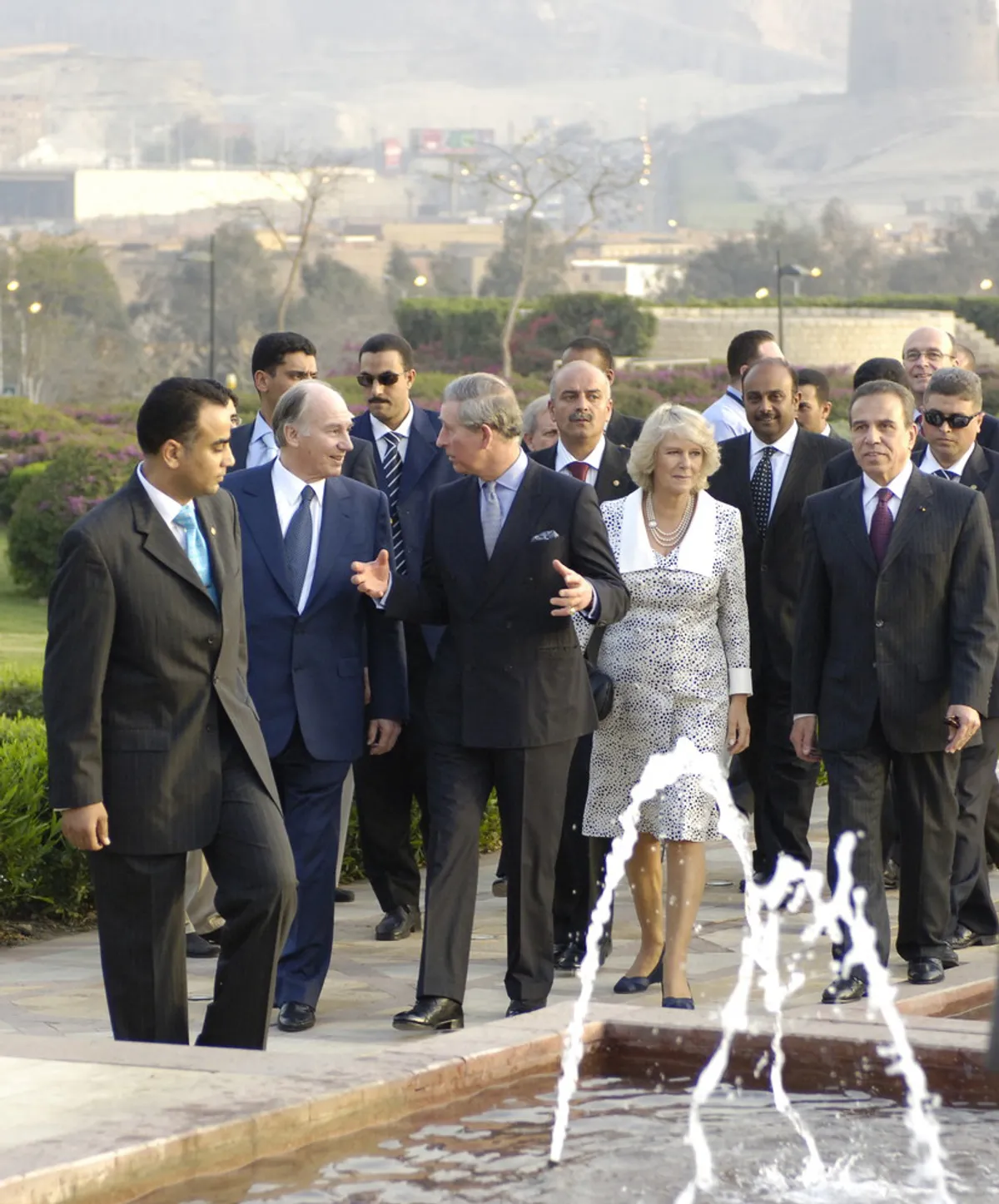 His Highness the Aga Khan welcomes HRH The Prince of Wales to Al Azhar Park