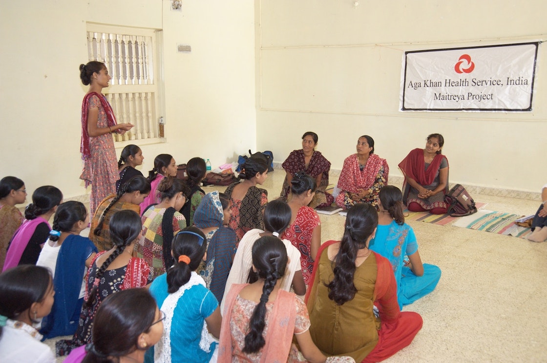 The Aga Khan Health Services Maitreya Project in India, supported by the World Bank, trains young women from 14 villages around Maitreya Block on pre- and post-natal home care, so that they can help promote awareness of Maternal and Child Care among expecting mothers and their female relatives.