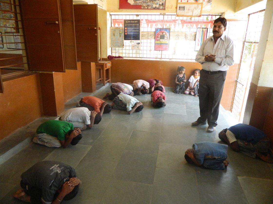 The drill at Pithornagar Primary School. The ShakeOut earthquake drill is practised at hundreds of schools to enable children in India and globally to learn how to protect themselves. School children also share their learnings with their friends and family. AKDN