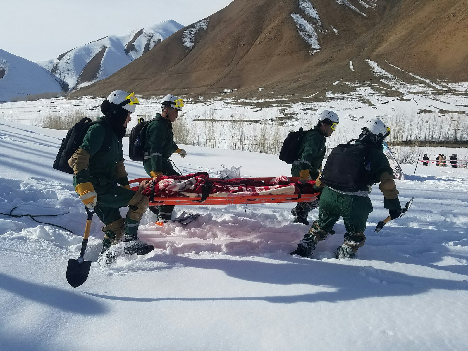 focus-canada-avalanche-preparedness-team-baghlan-afghanistan-february-2019-r.jpg