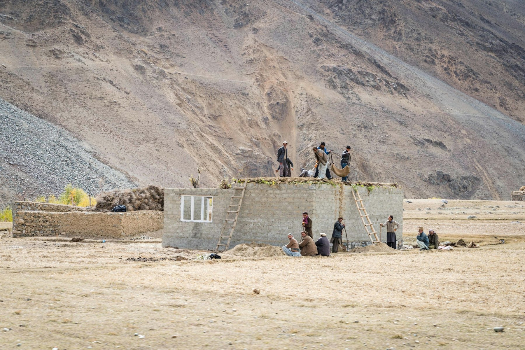 The construction of seismically stable and waterproofed infrastructure. Photo credit: AKF / Christopher Wilton-Steer