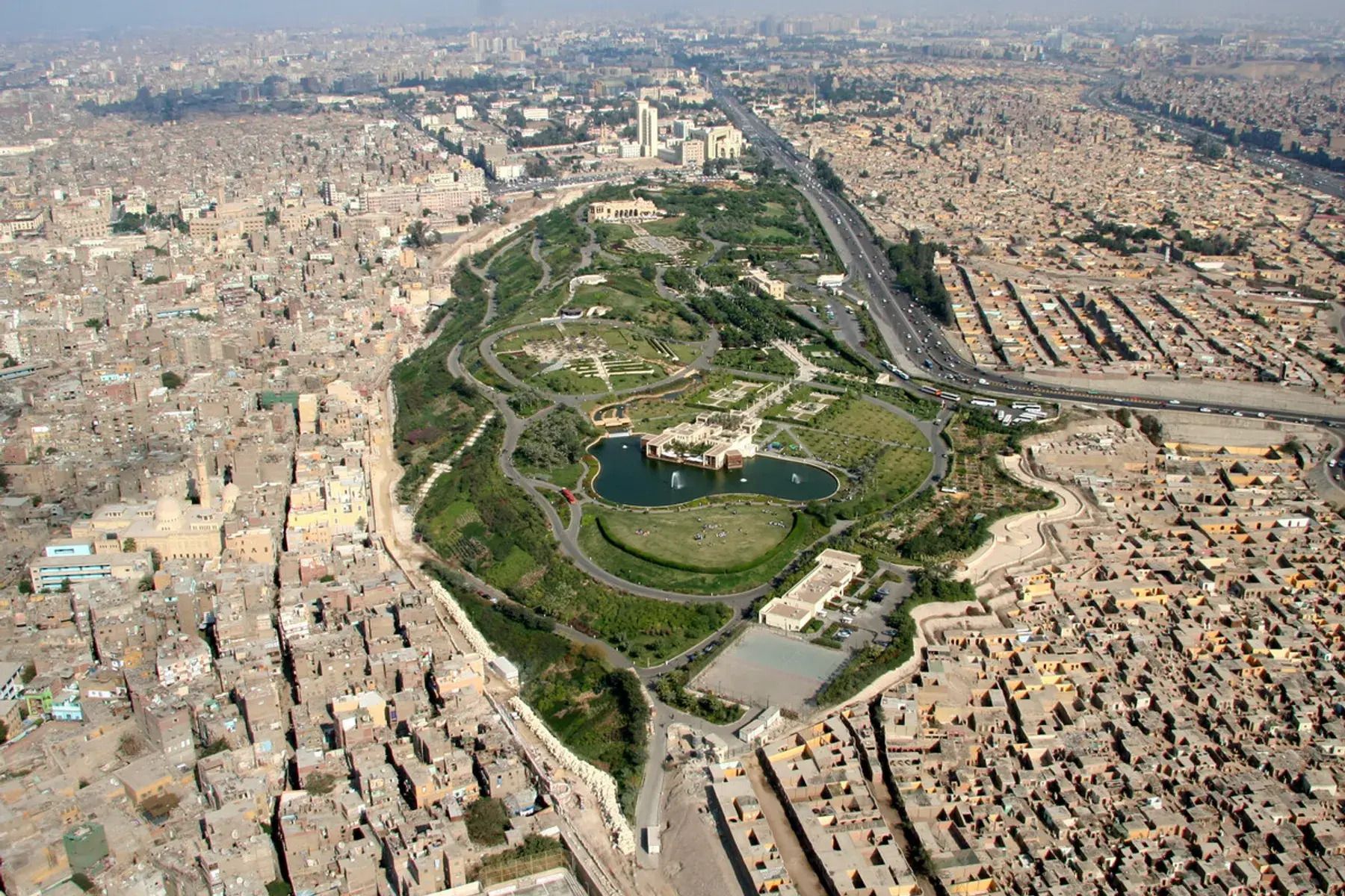After: Al-Azhar Park with landscaped gardens, water features and green spaces